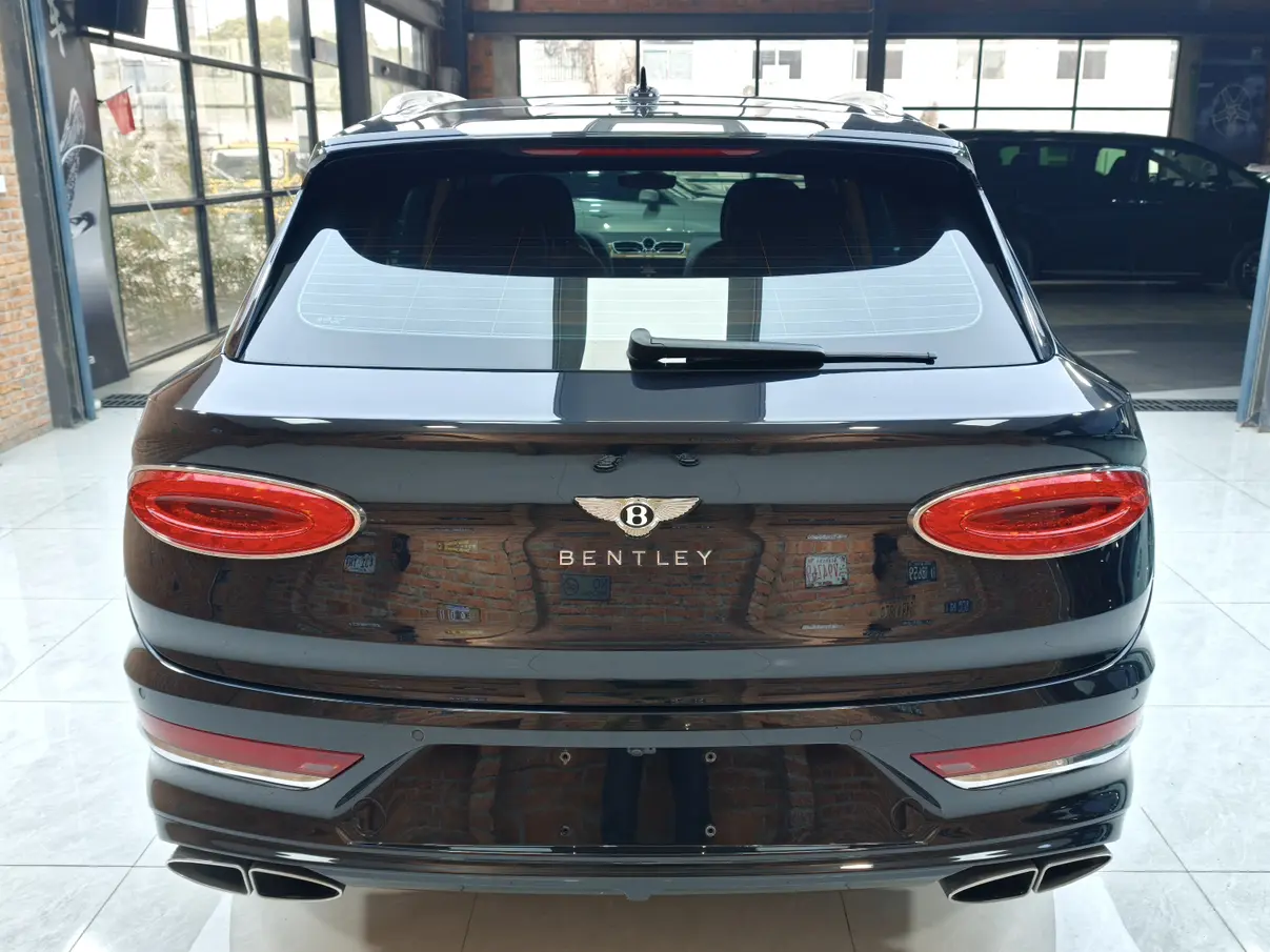 Bentley Bentayga  из Китая