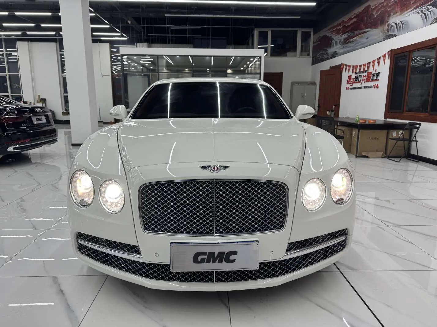 Bentley Galloping  из Китая