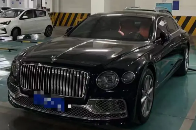 Bentley Galloping  из Китая