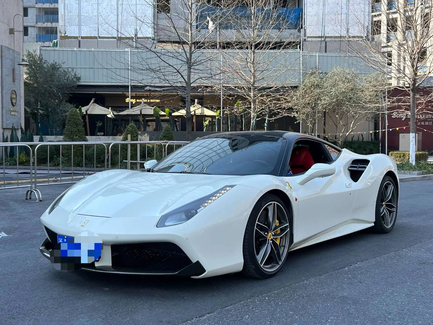 Ferrari 488  из Китая