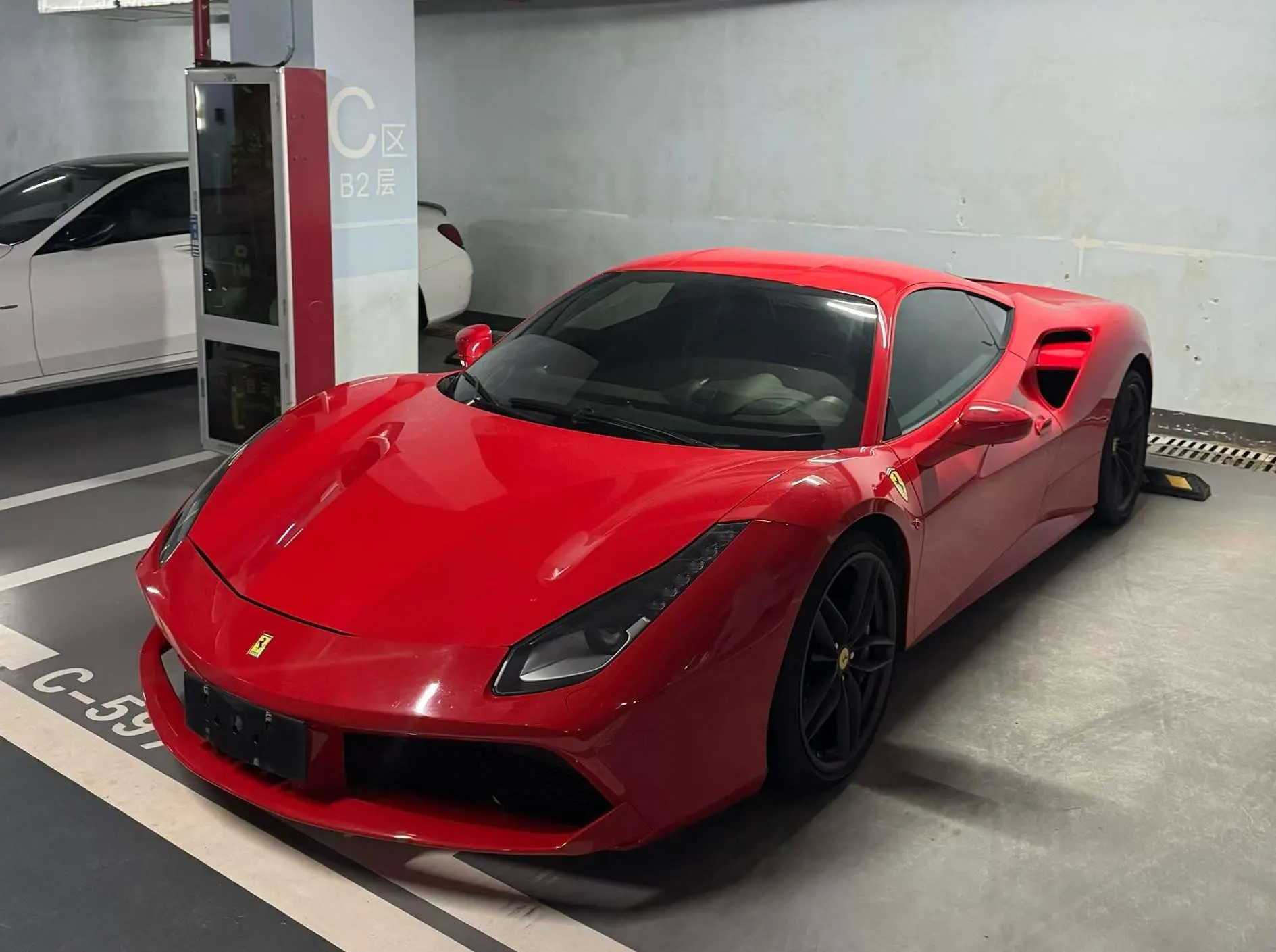 Ferrari 488  из Китая