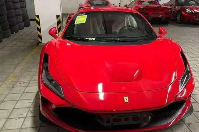 Ferrari F8  из Китая