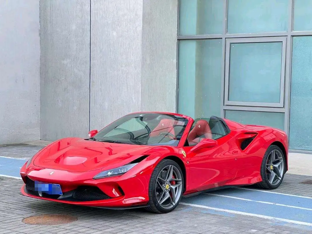 Ferrari F8  из Китая
