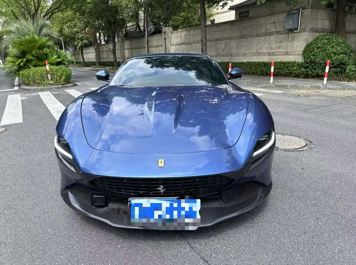 Ferrari Roma  из Китая