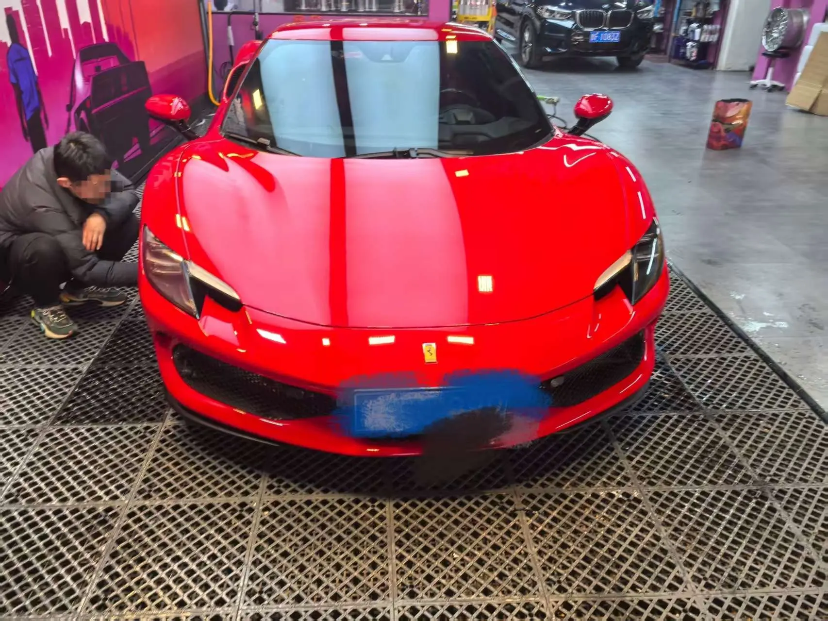 Ferrari 296  из Китая