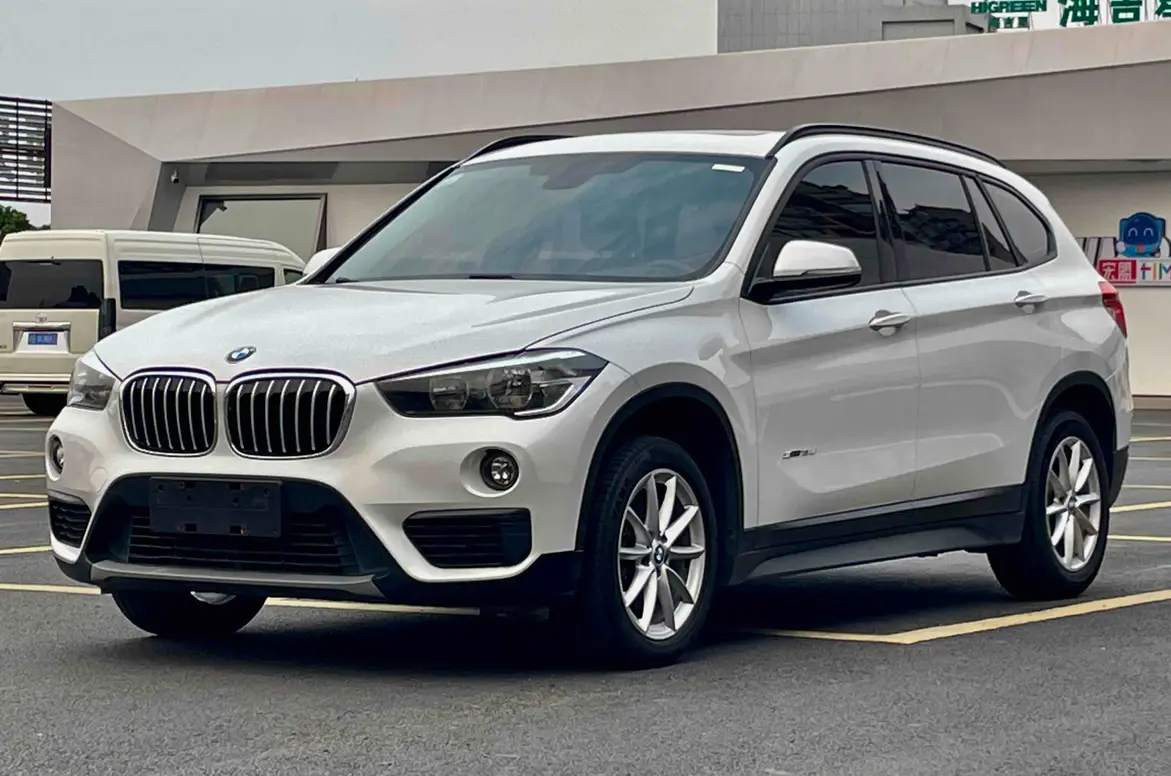BMW X1  из Китая