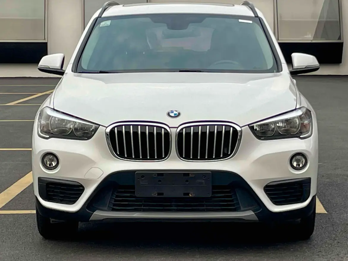 BMW X1  из Китая
