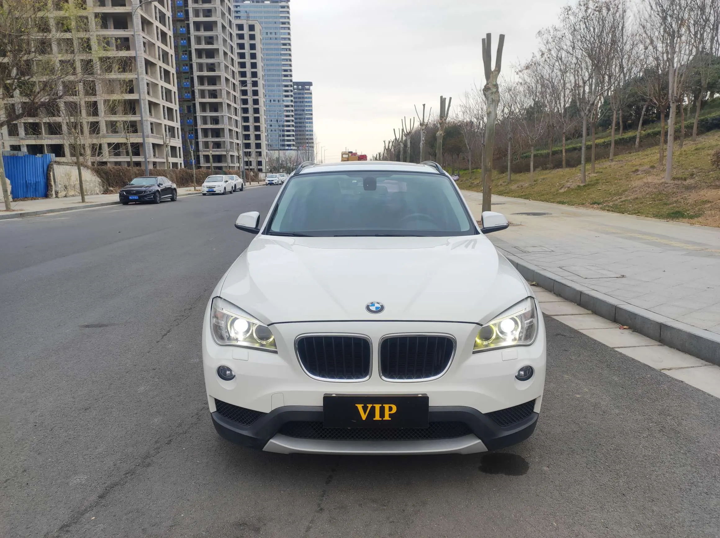 BMW X1  из Китая