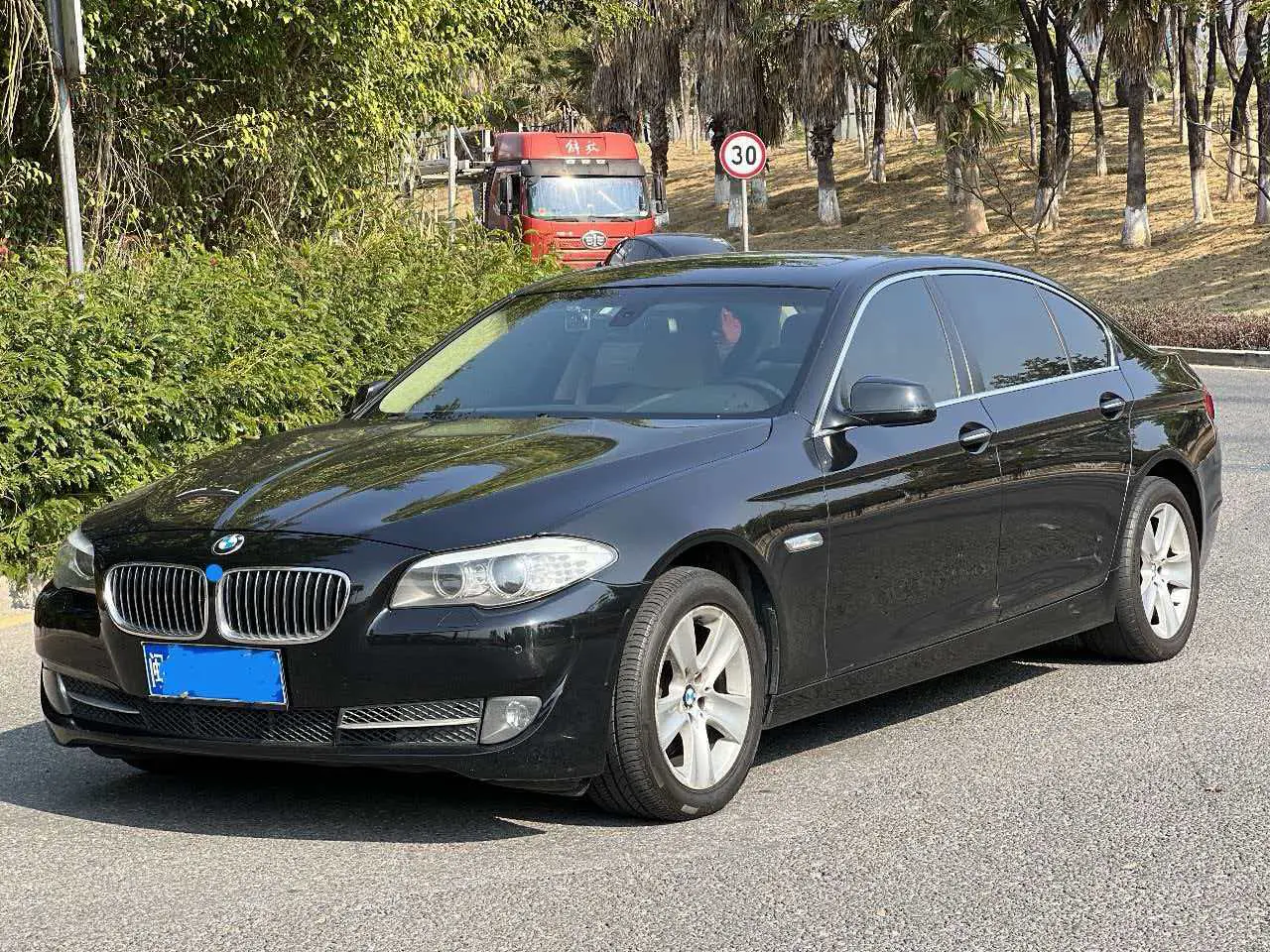 BMW 5 Series  из Китая