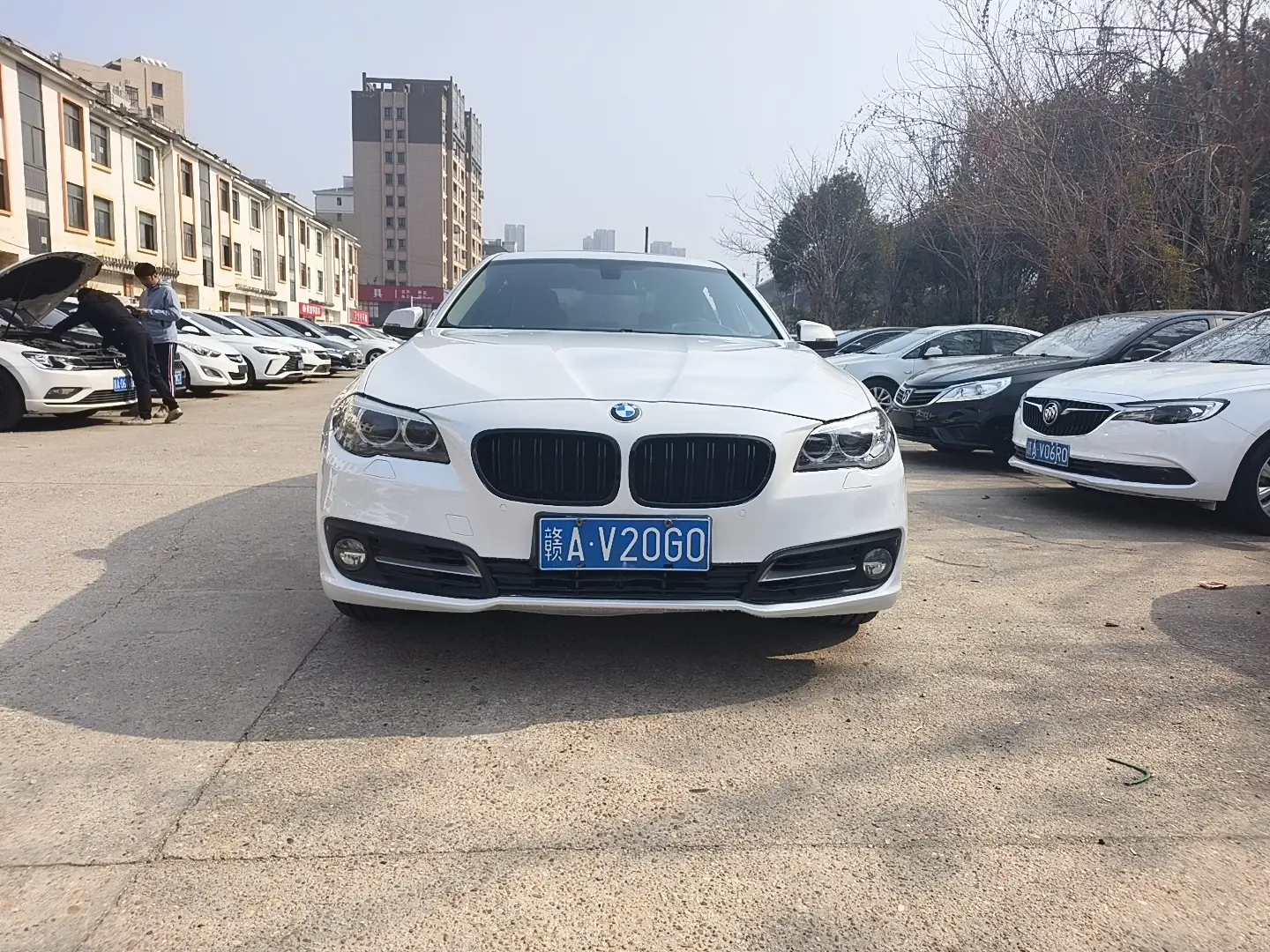 BMW 5 Series  из Китая
