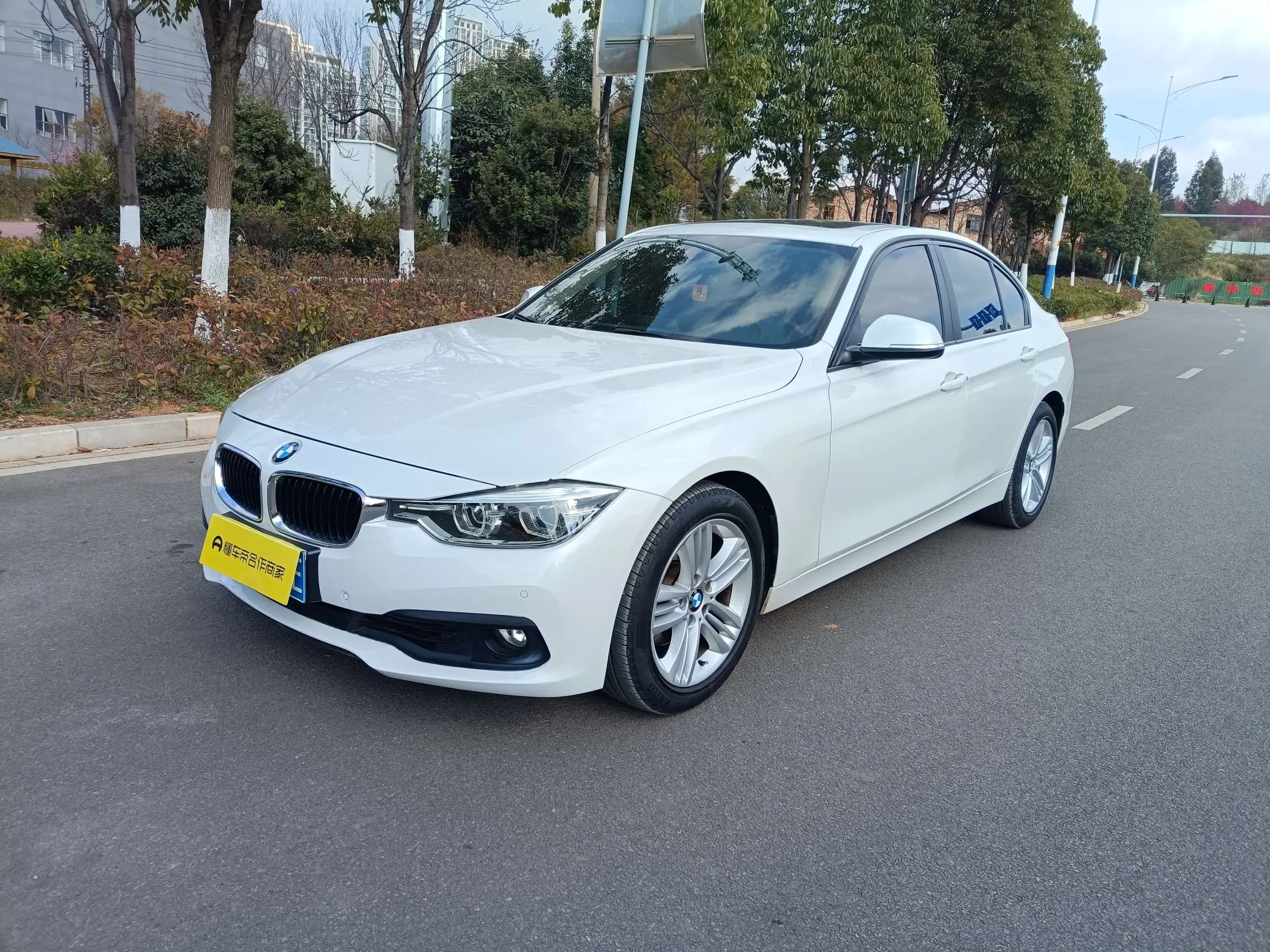 BMW 3 Series  из Китая