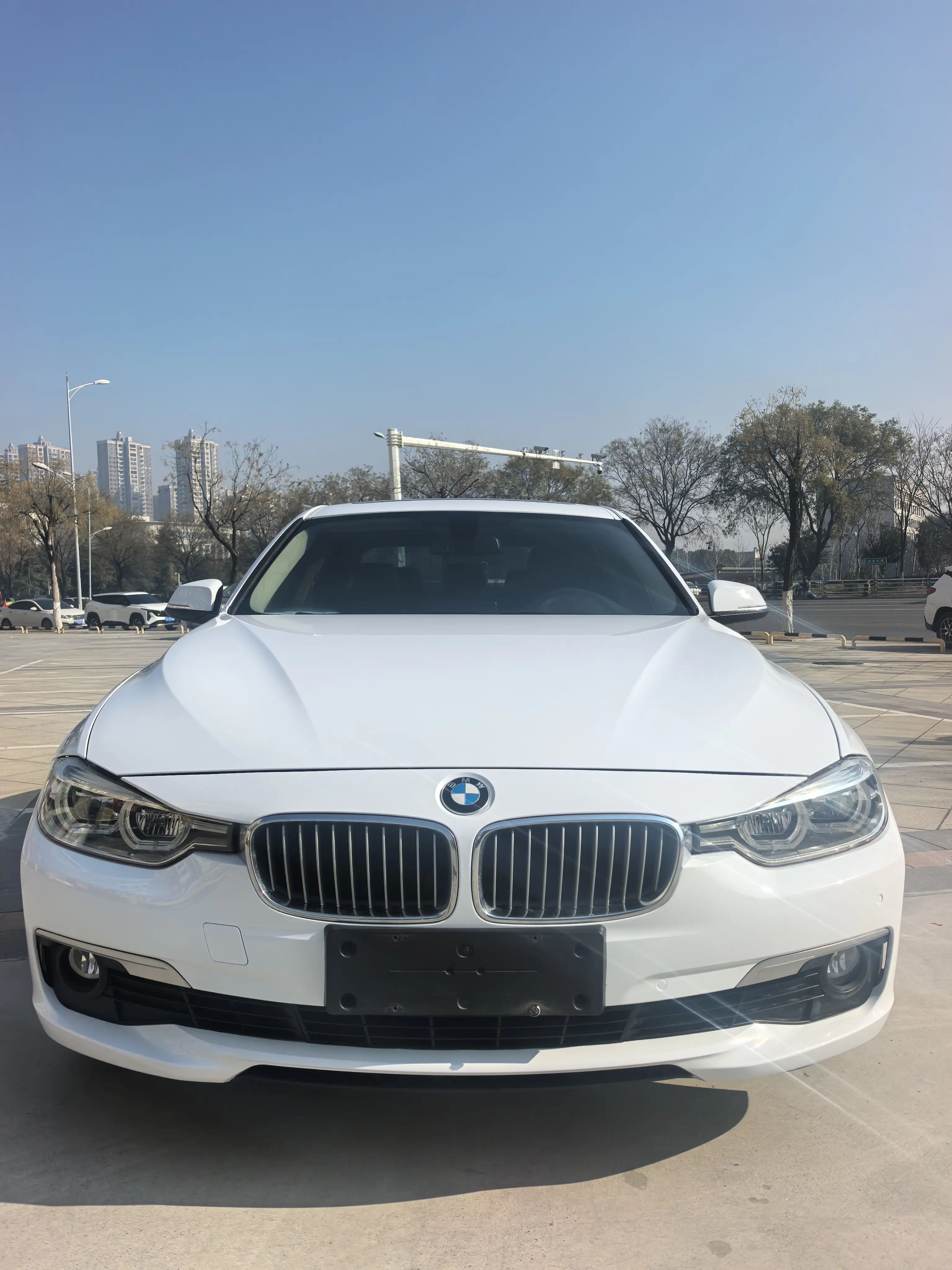 BMW 3 Series  из Китая