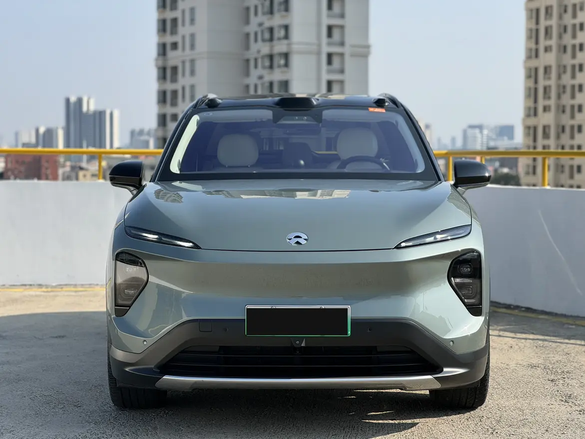 NIO ES7  из Китая