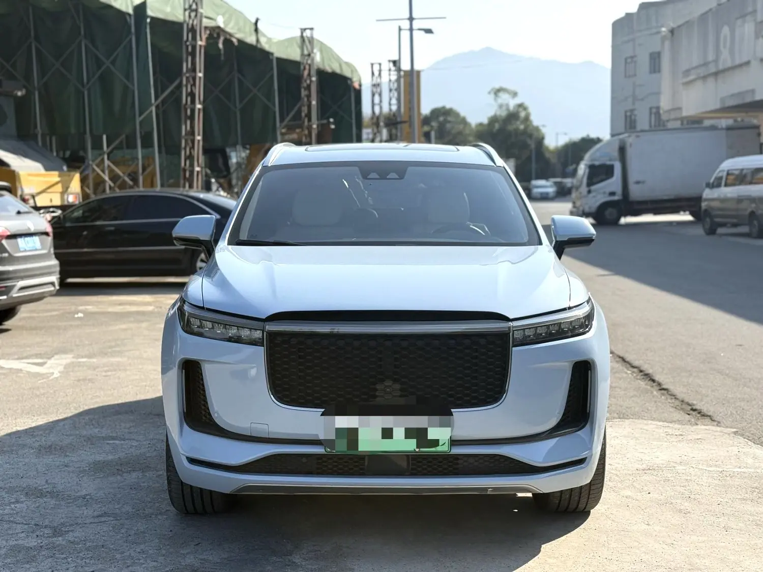 Li ONE (Ideal ONE)  из Китая