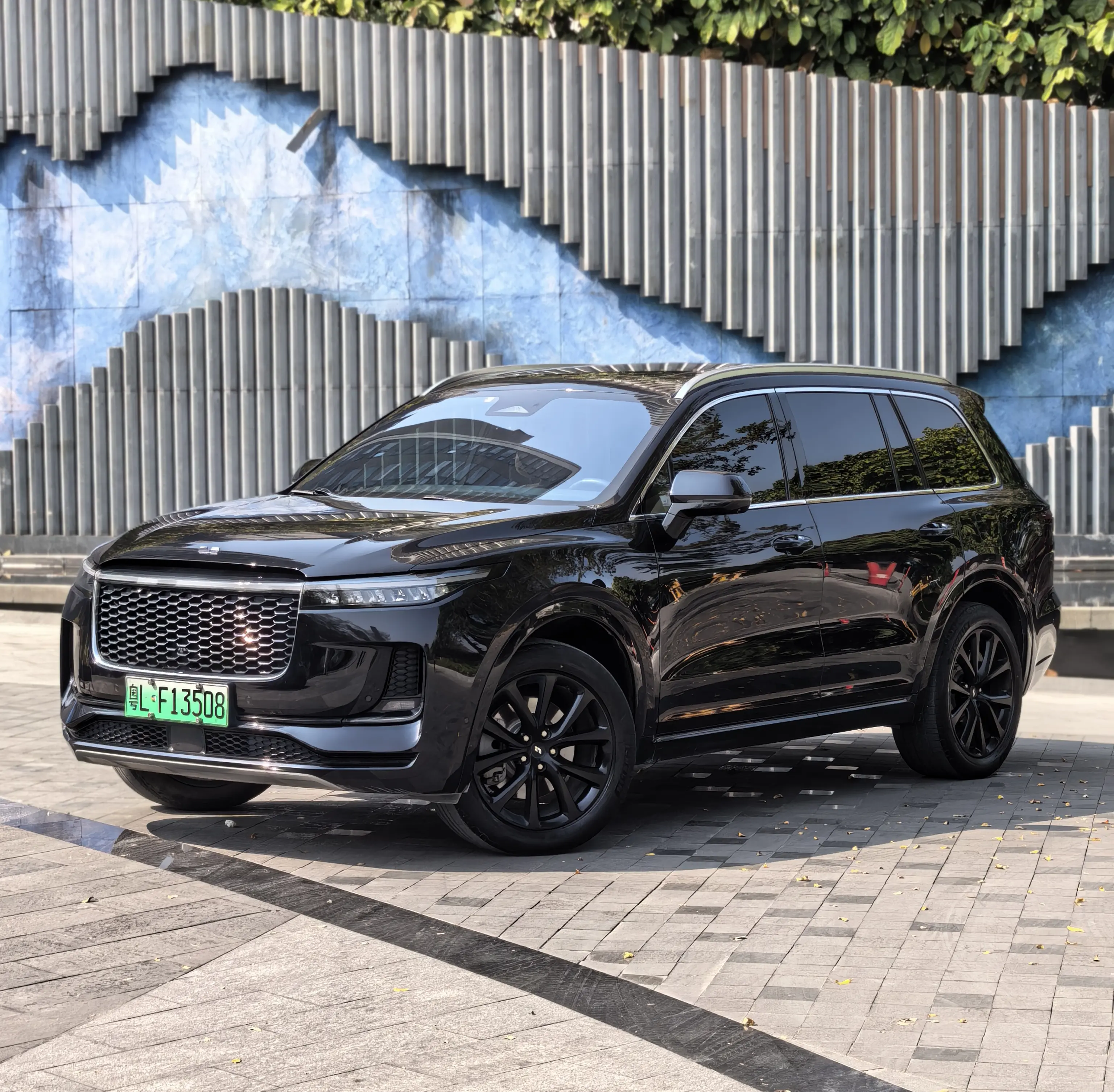 Li ONE (Ideal ONE)  из Китая