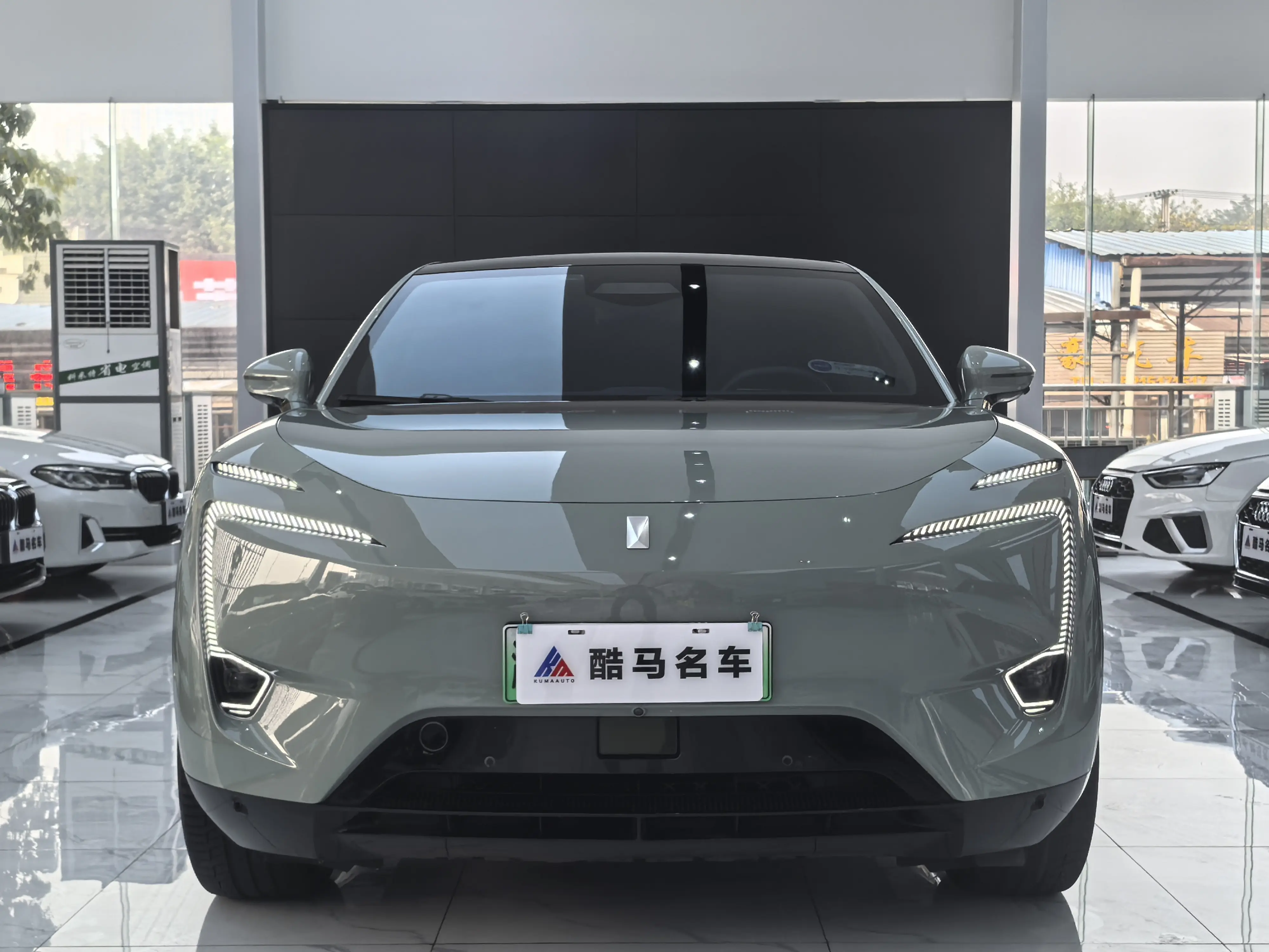 AVATR 11  из Китая