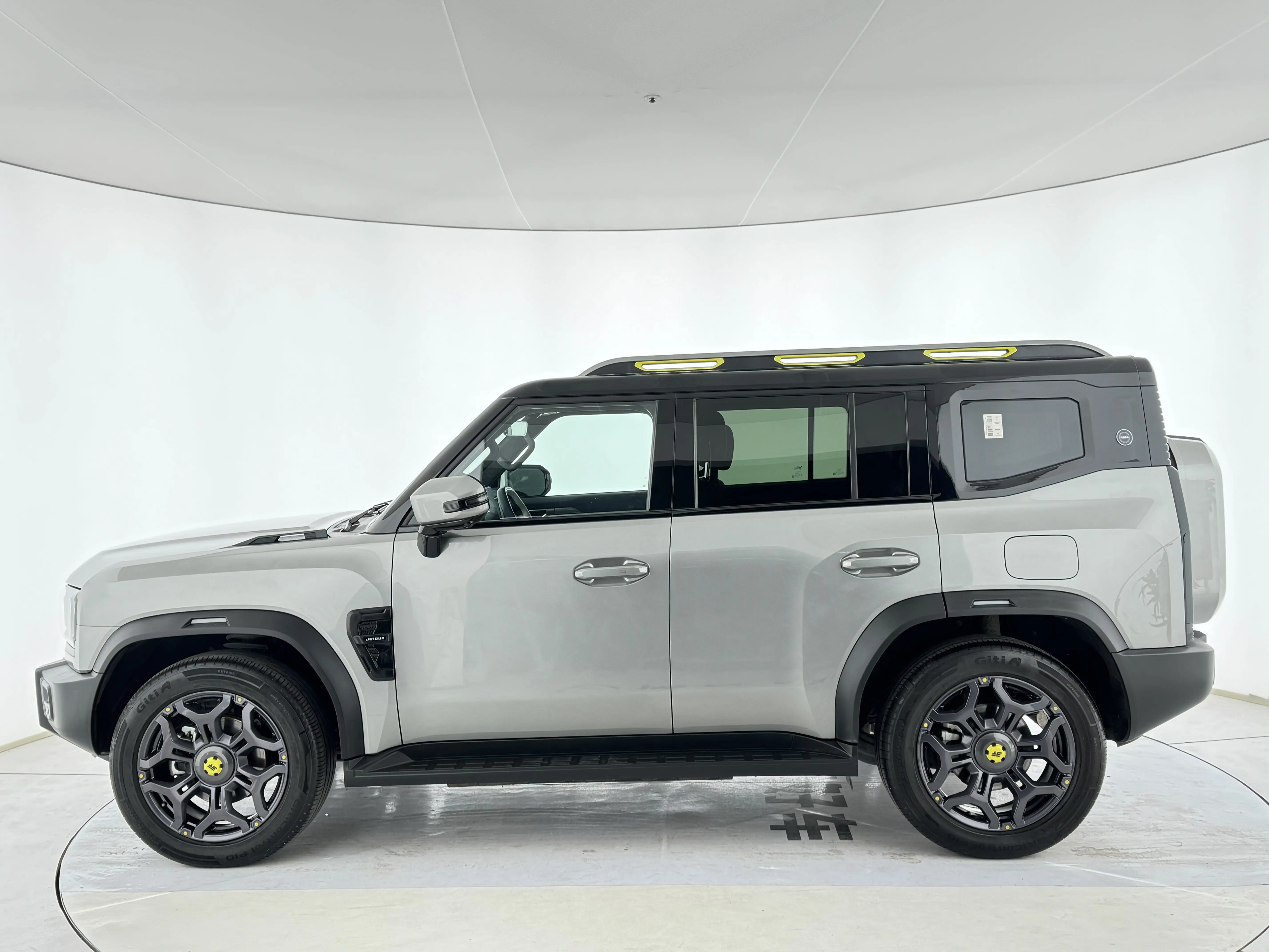 Jietu Shanhai Jetour Traveler C-DM  из Китая