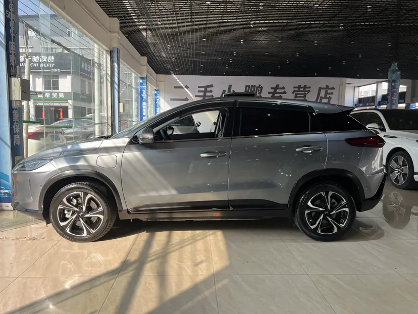 Xpeng G3  из Китая