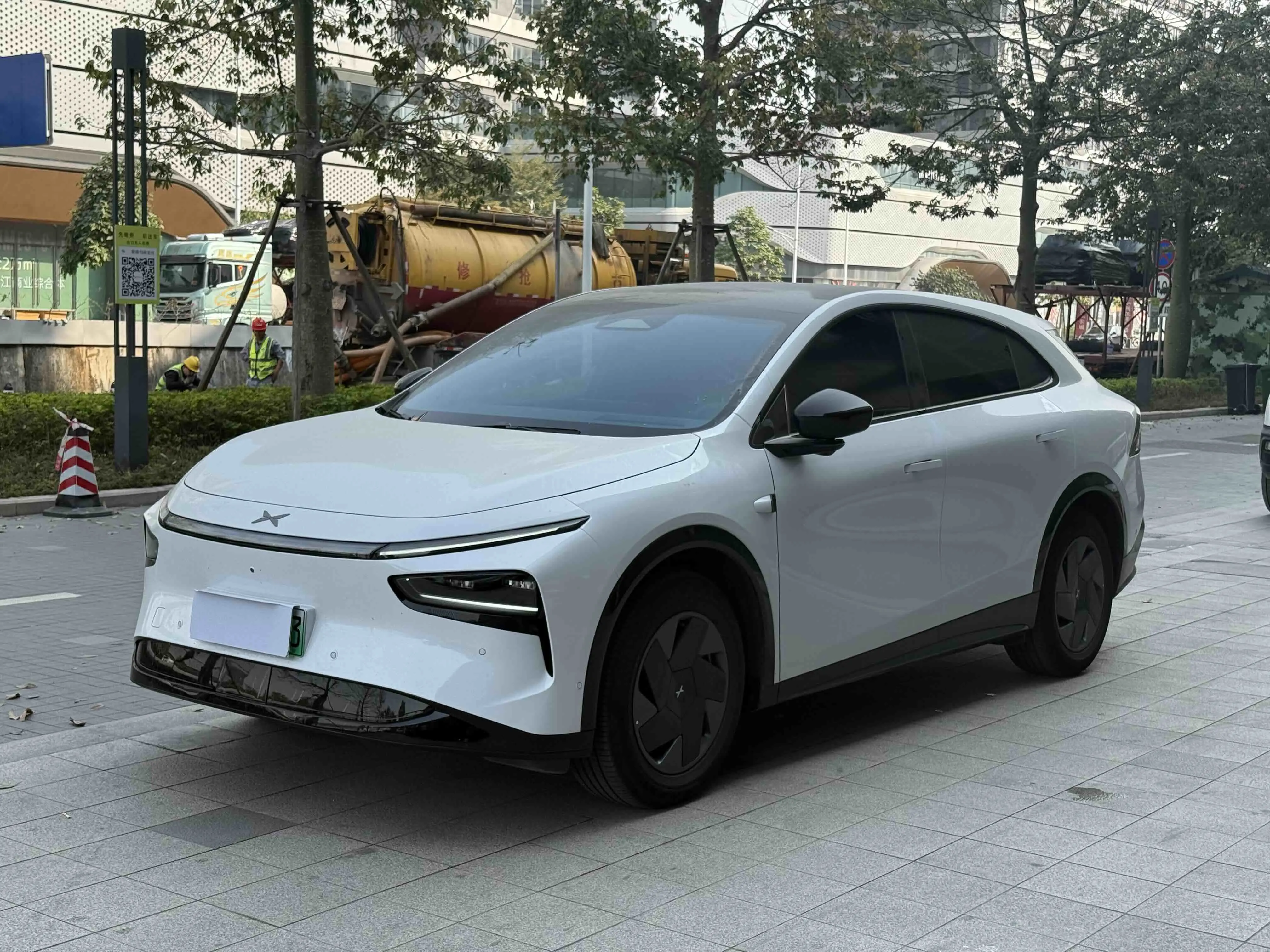 Xpeng G7  из Китая