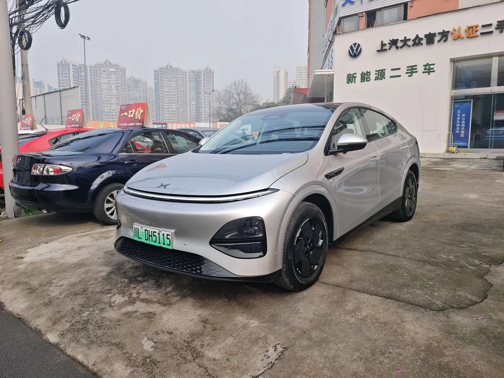 Xpeng G6  из Китая