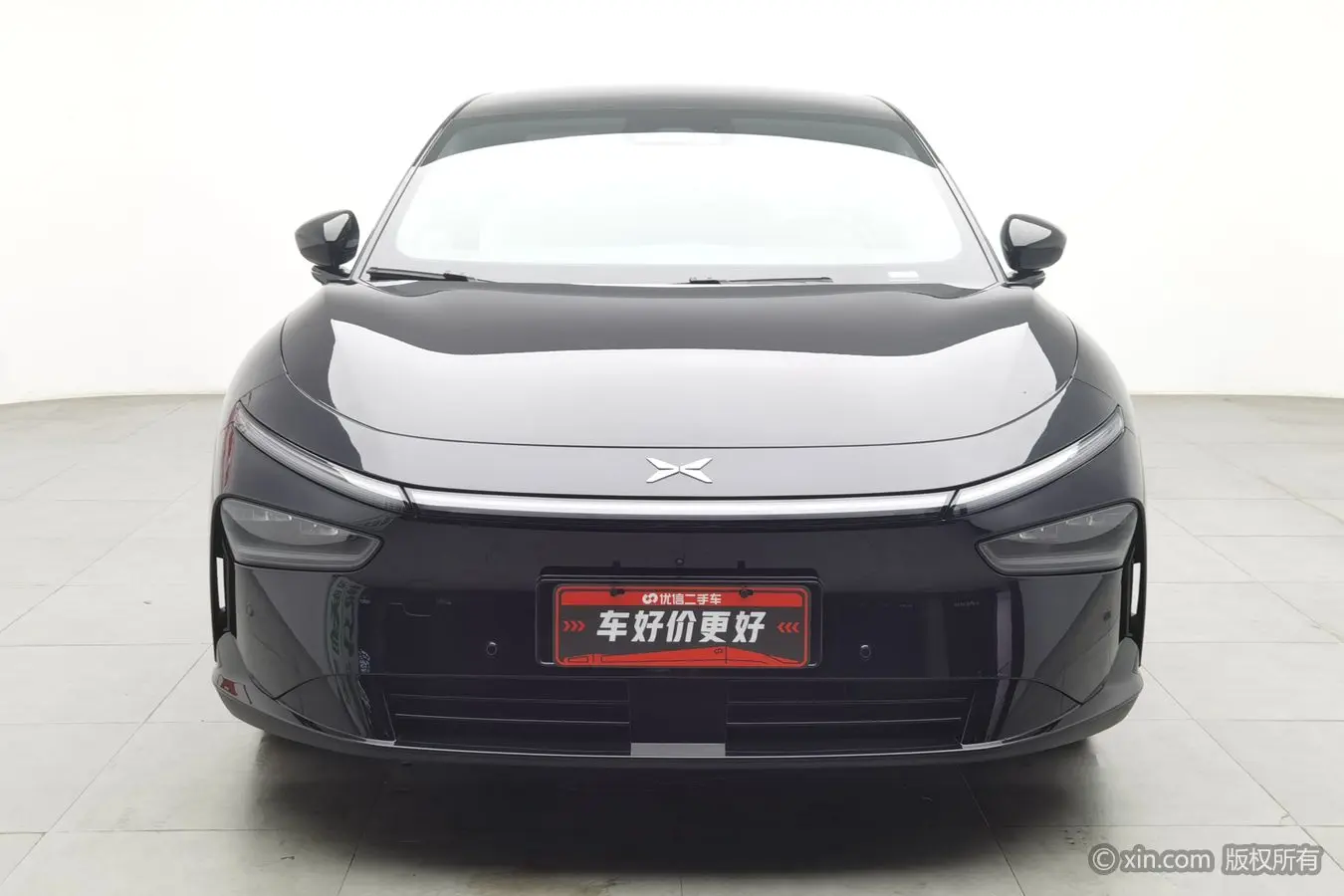 Xpeng P7+  из Китая