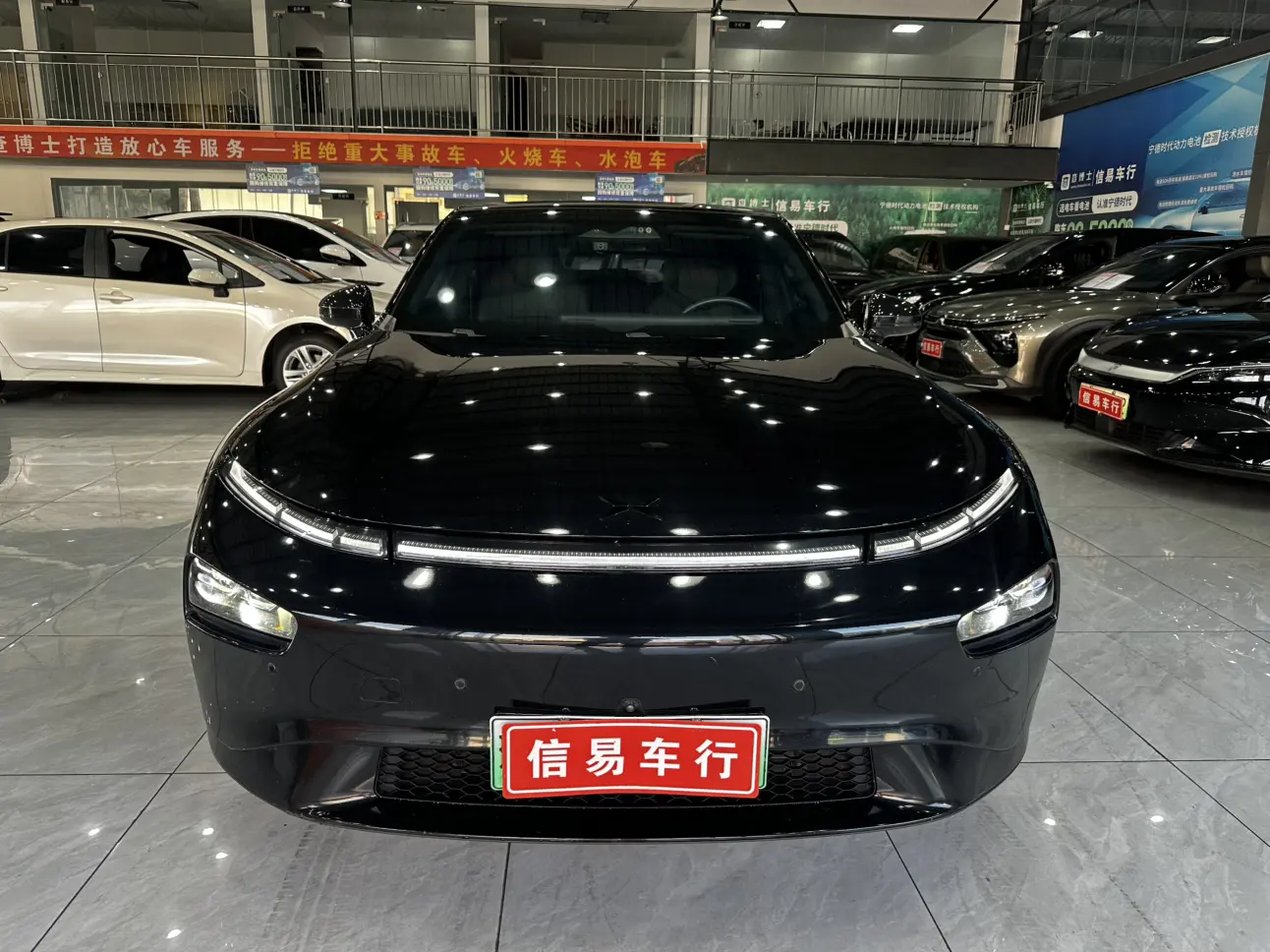 Xpeng P7  из Китая