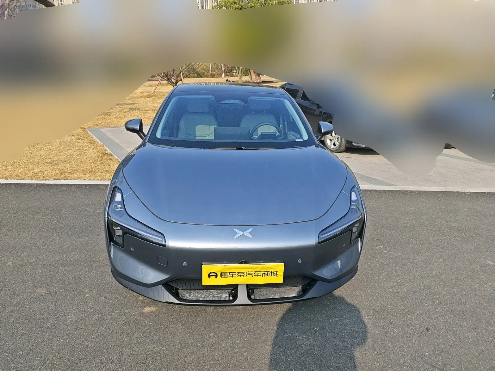 Xpeng Xiaopeng MONA M03  из Китая