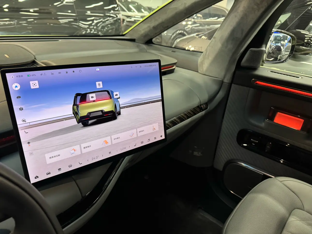 ZEEKR MIX  из Китая