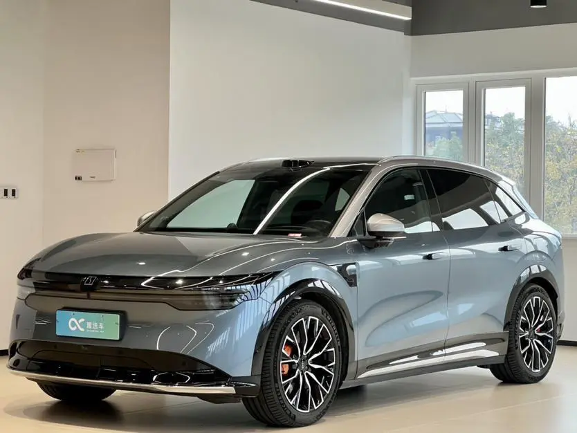 ZEEKR 7X  из Китая