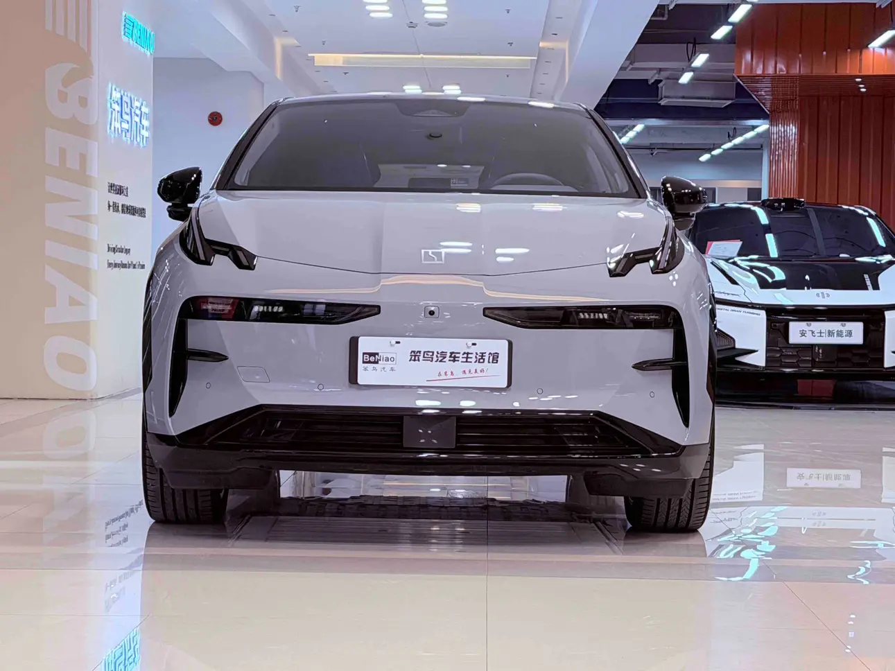 ZEEKR X  из Китая