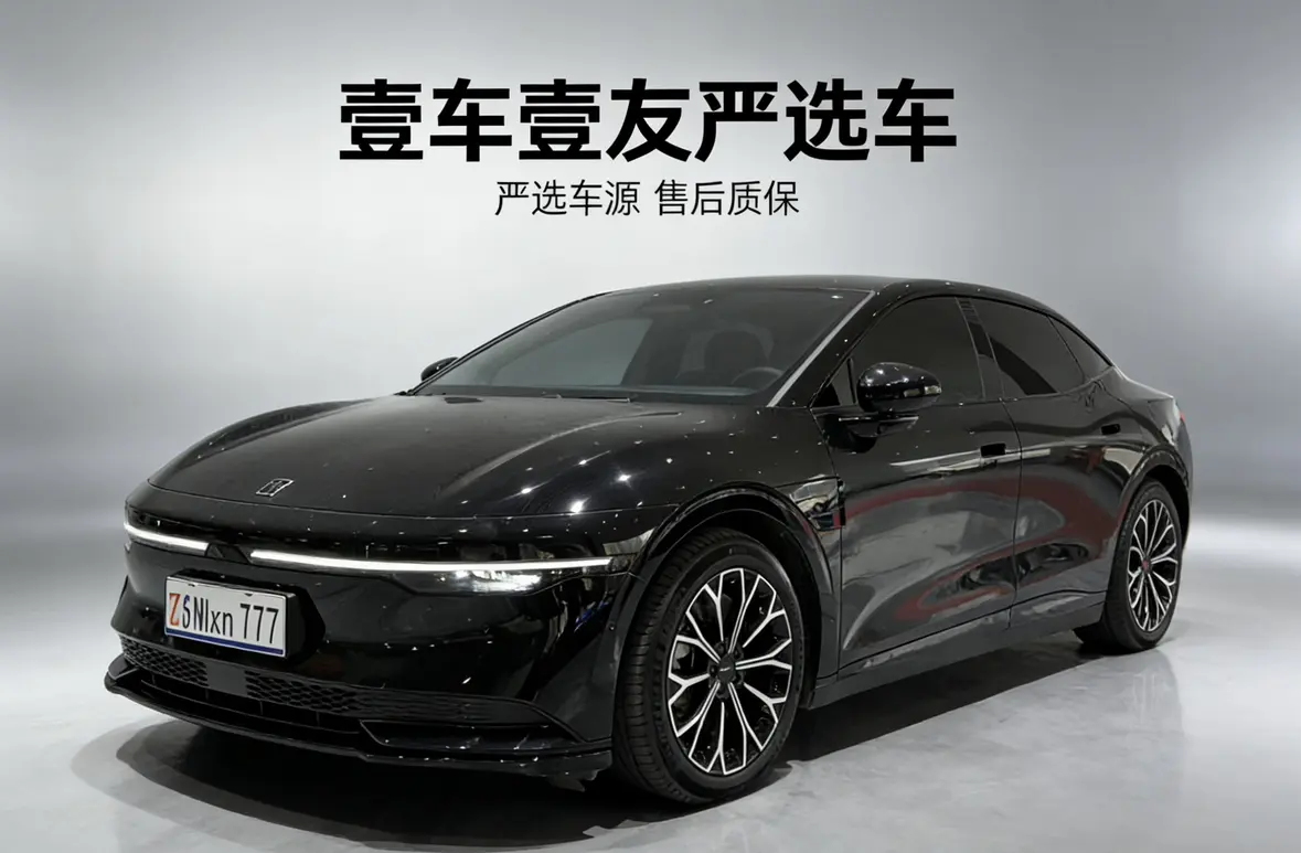 ZEEKR 007  из Китая