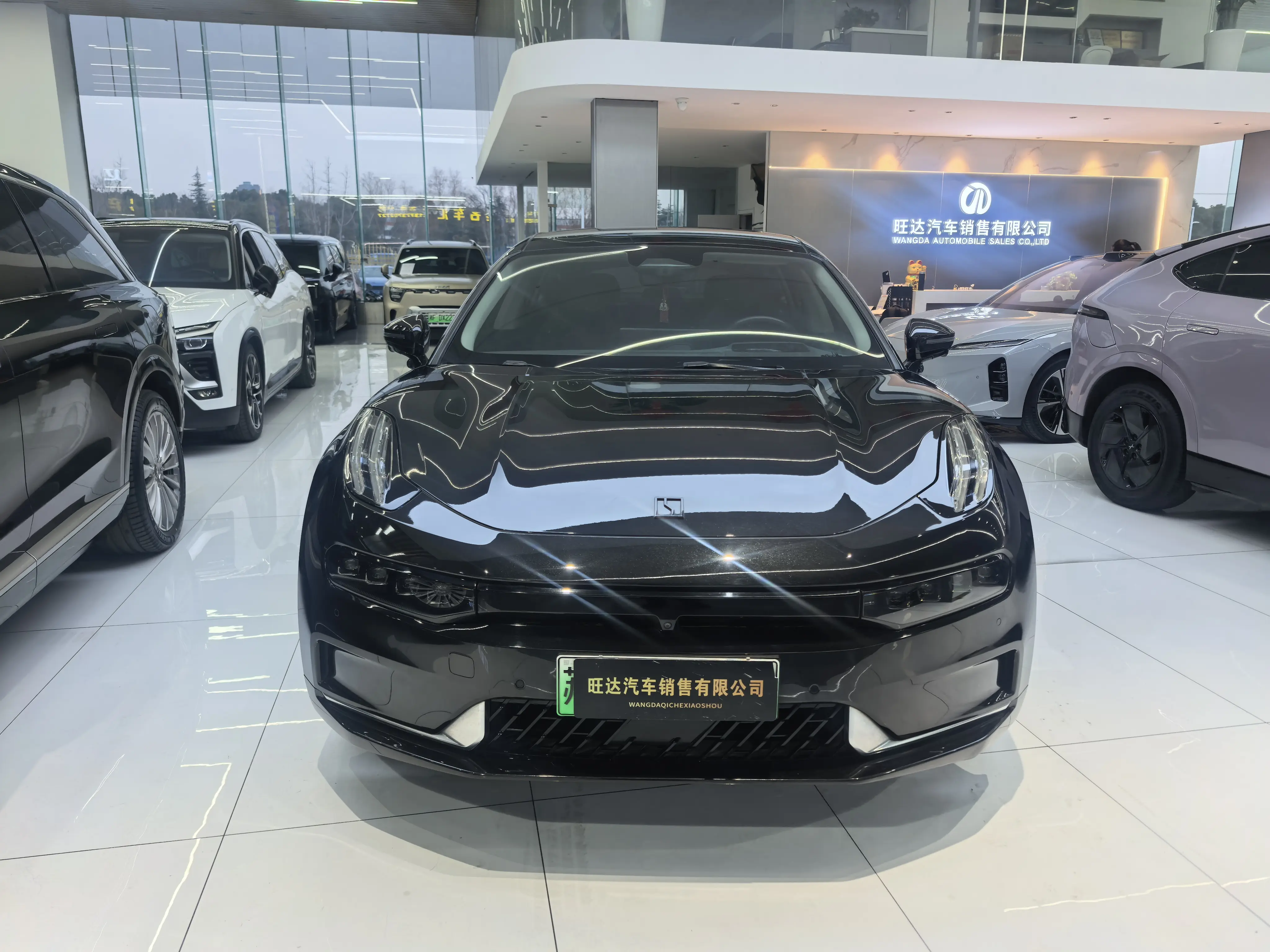 ZEEKR 001  из Китая