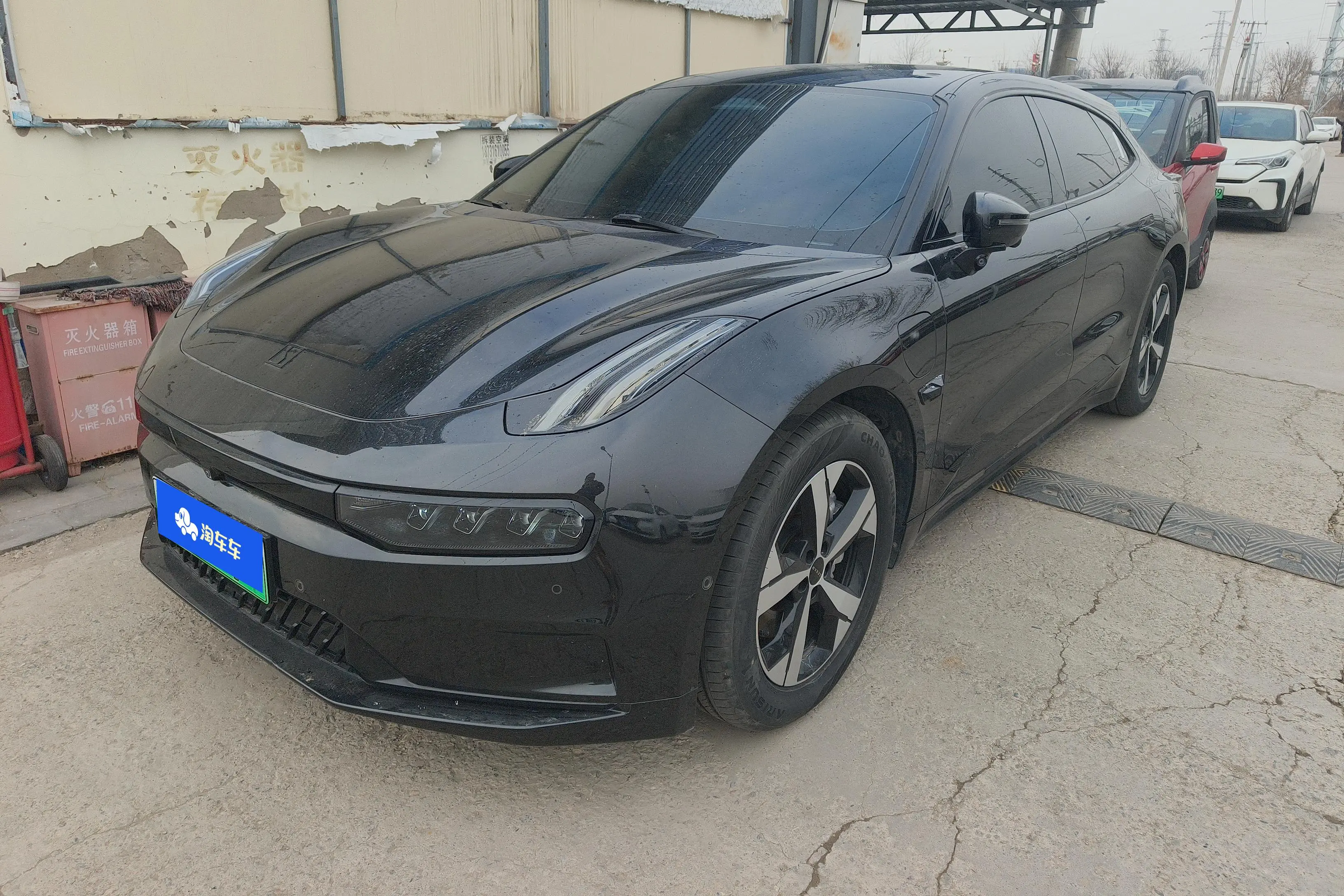 ZEEKR 001  из Китая