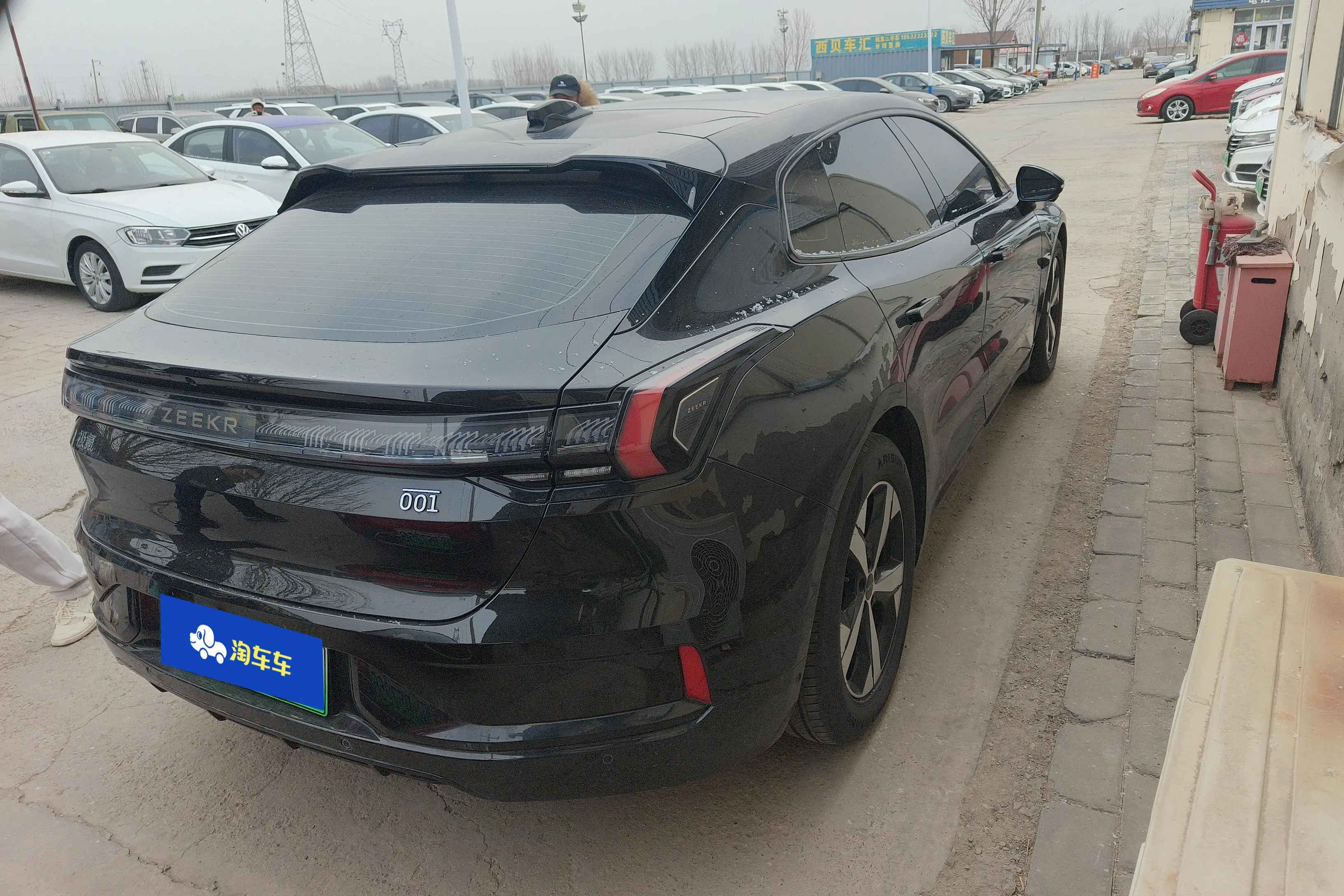 ZEEKR 001  из Китая