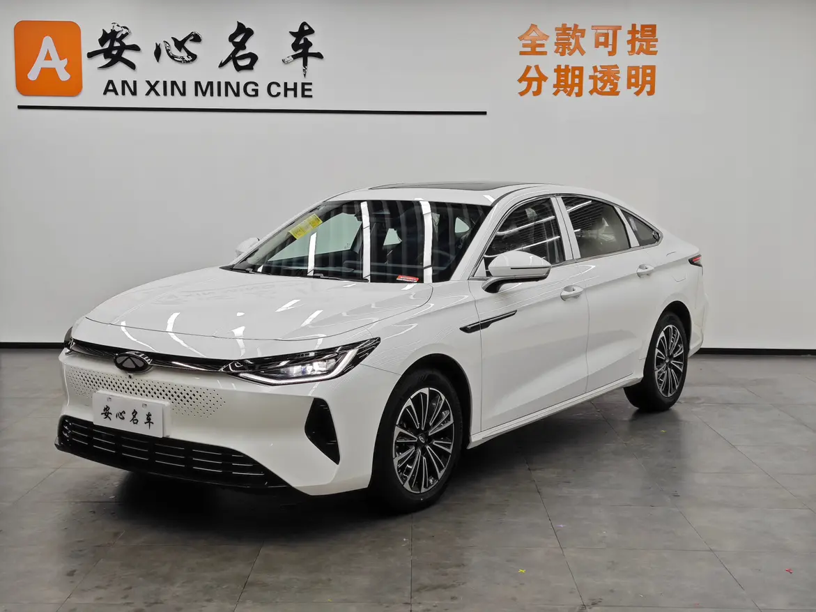 Chery Fengyun A8  из Китая