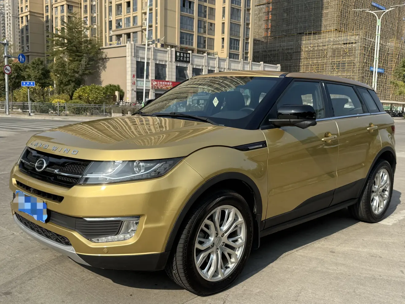 Lu Feng Landwind X7  из Китая
