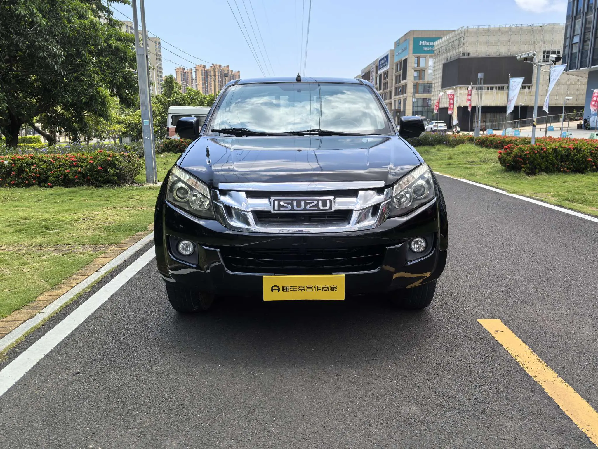 Isuzu Suzutaku  из Китая