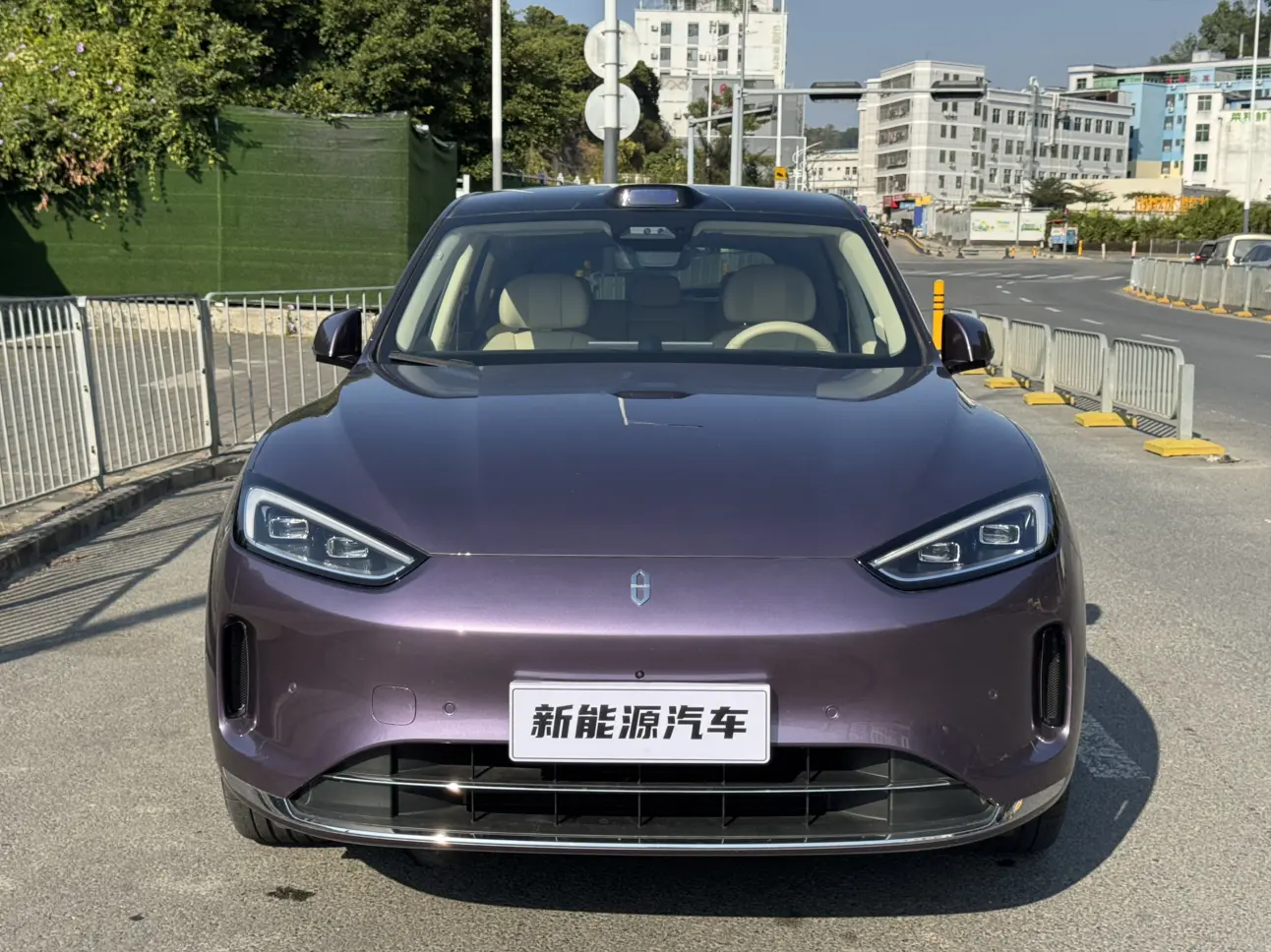 AITO M5 (Wenjie M5)  из Китая