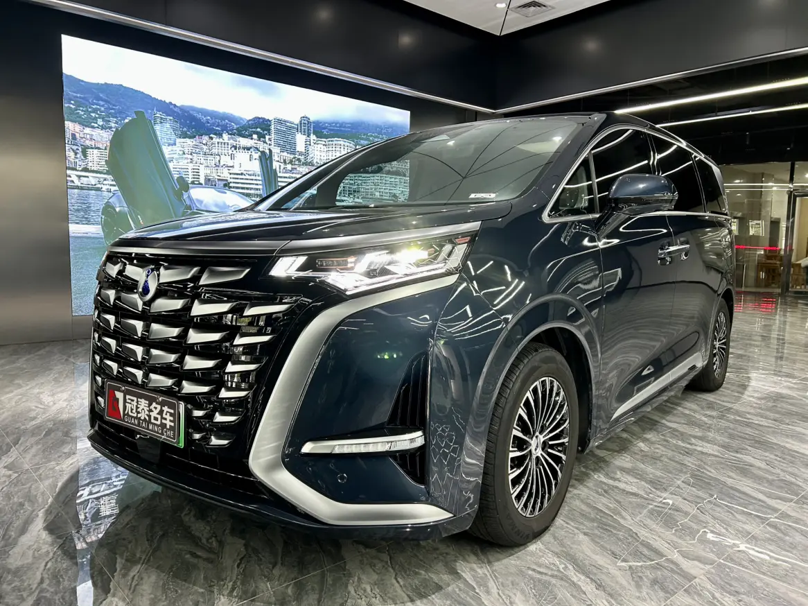 Denza D9 DM  из Китая