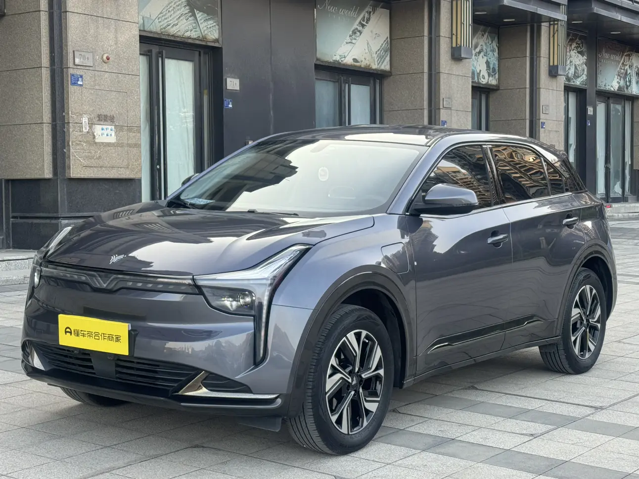 NETA NezhaU  из Китая