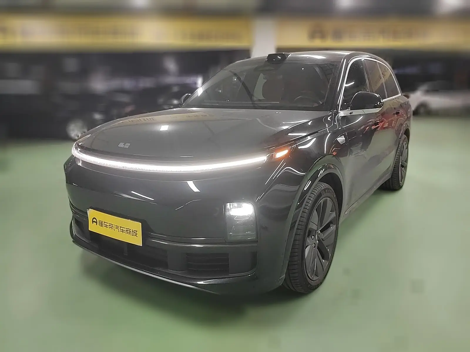 Li L8 (Ideal L8)  из Китая