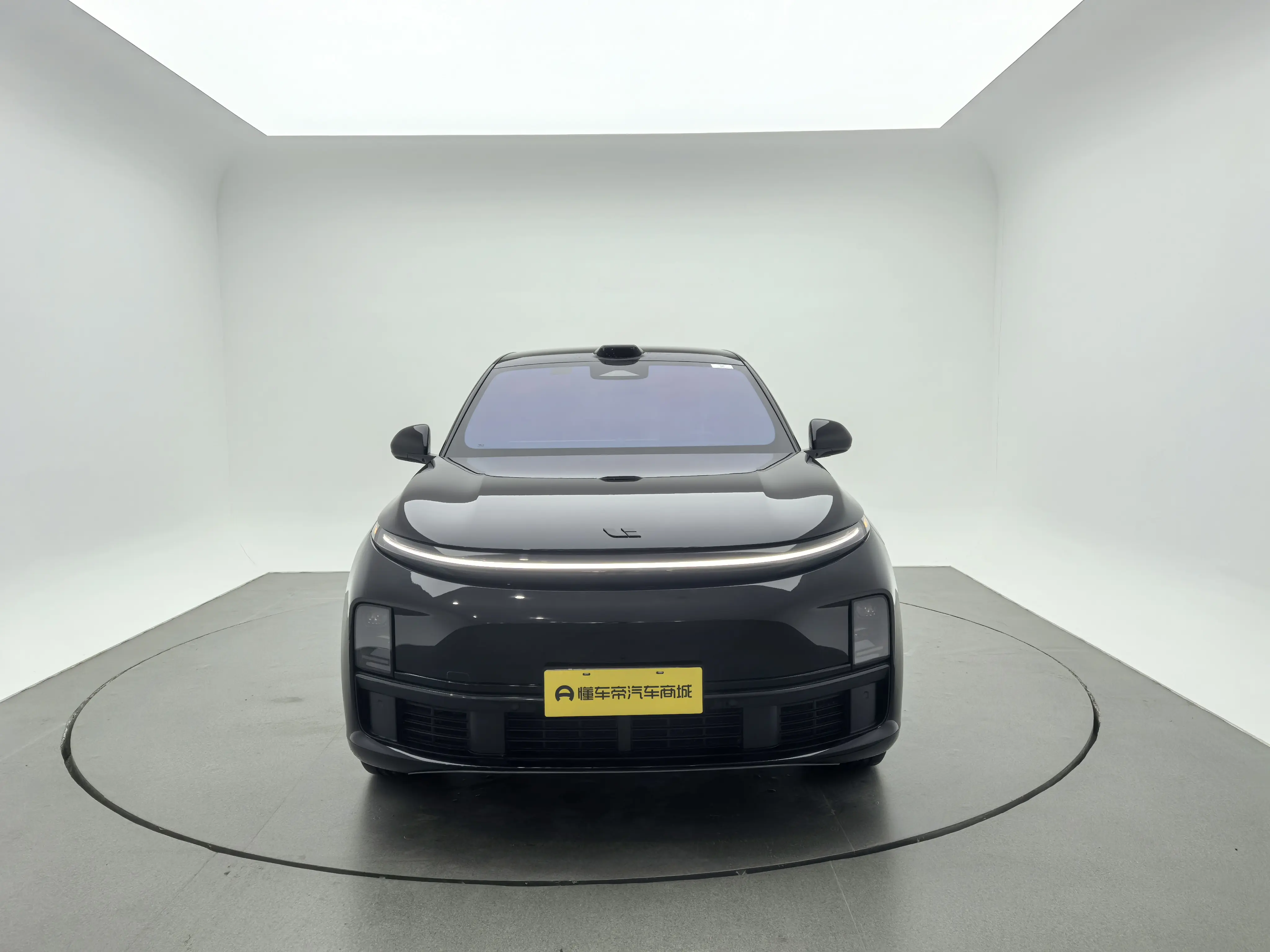 Li L7 (Ideal L7)  из Китая