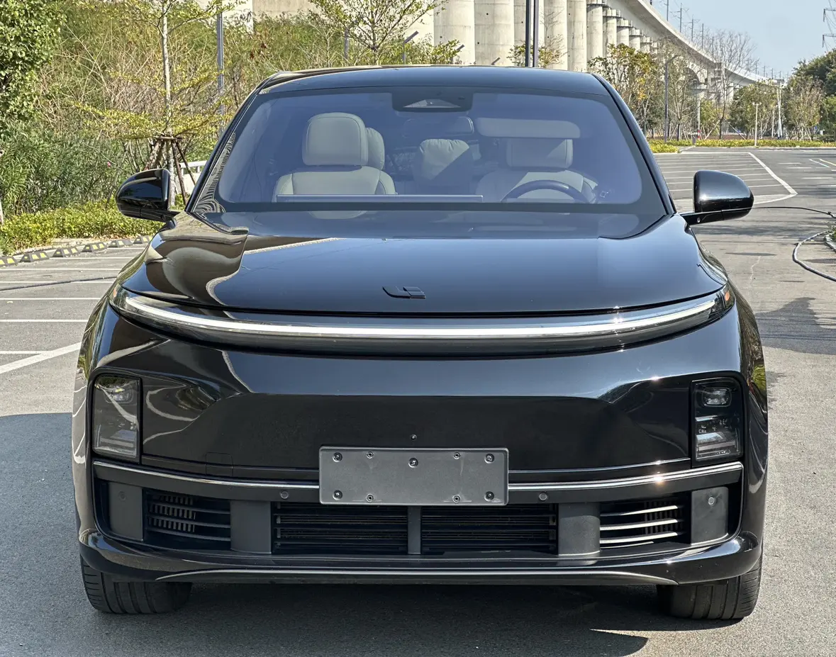 Li L7 (Ideal L7)  из Китая