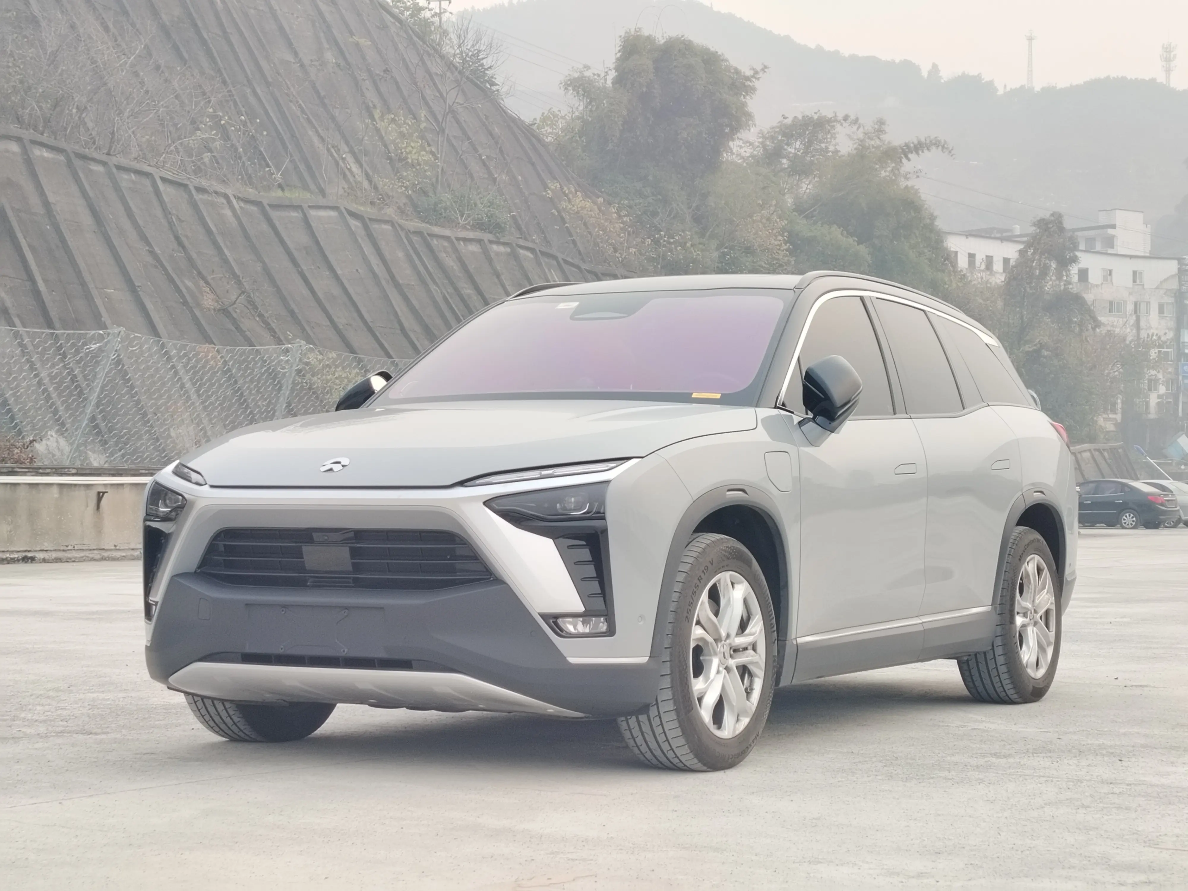 NIO ES8  из Китая