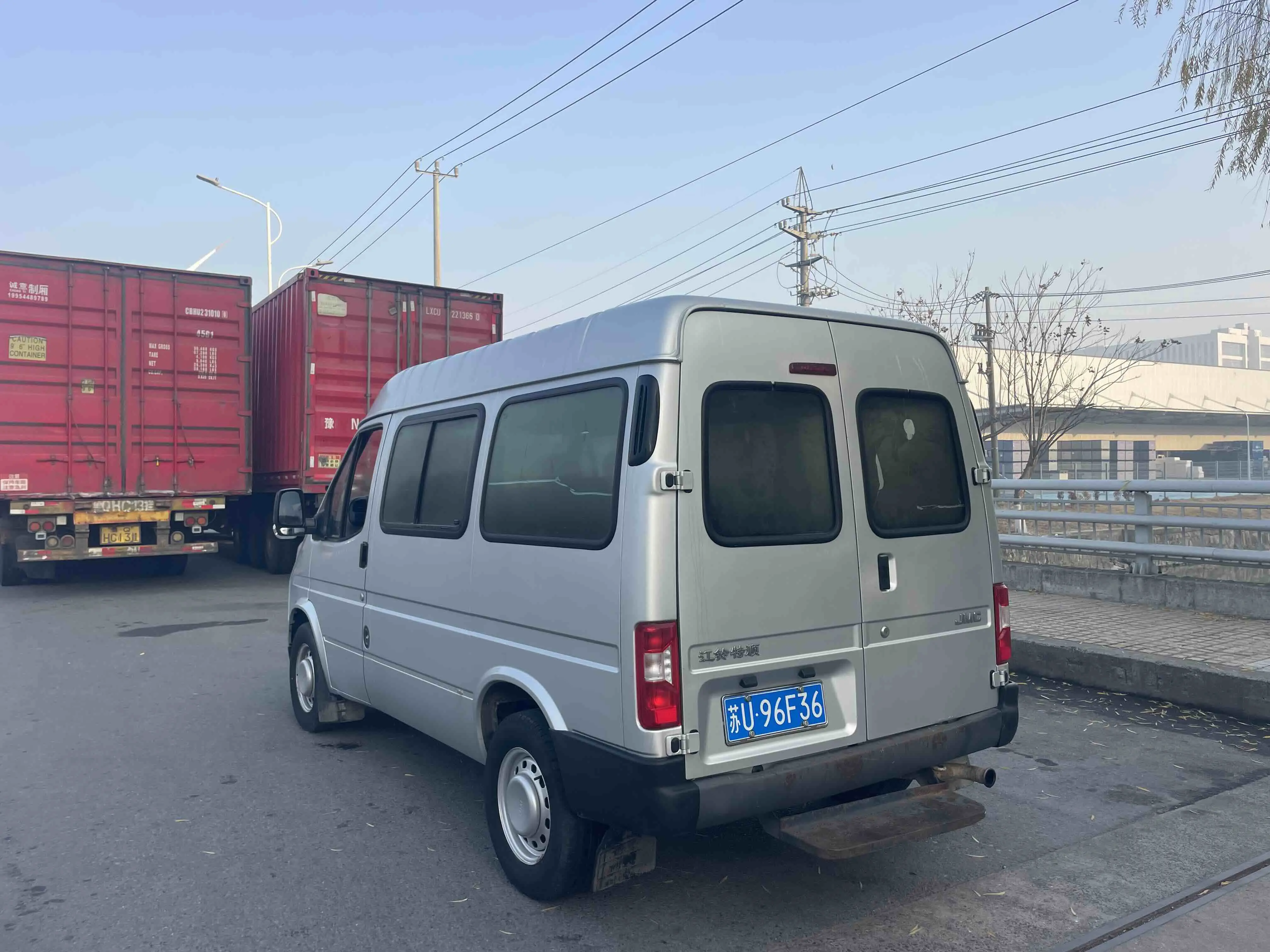 Jiangling Teshun  из Китая