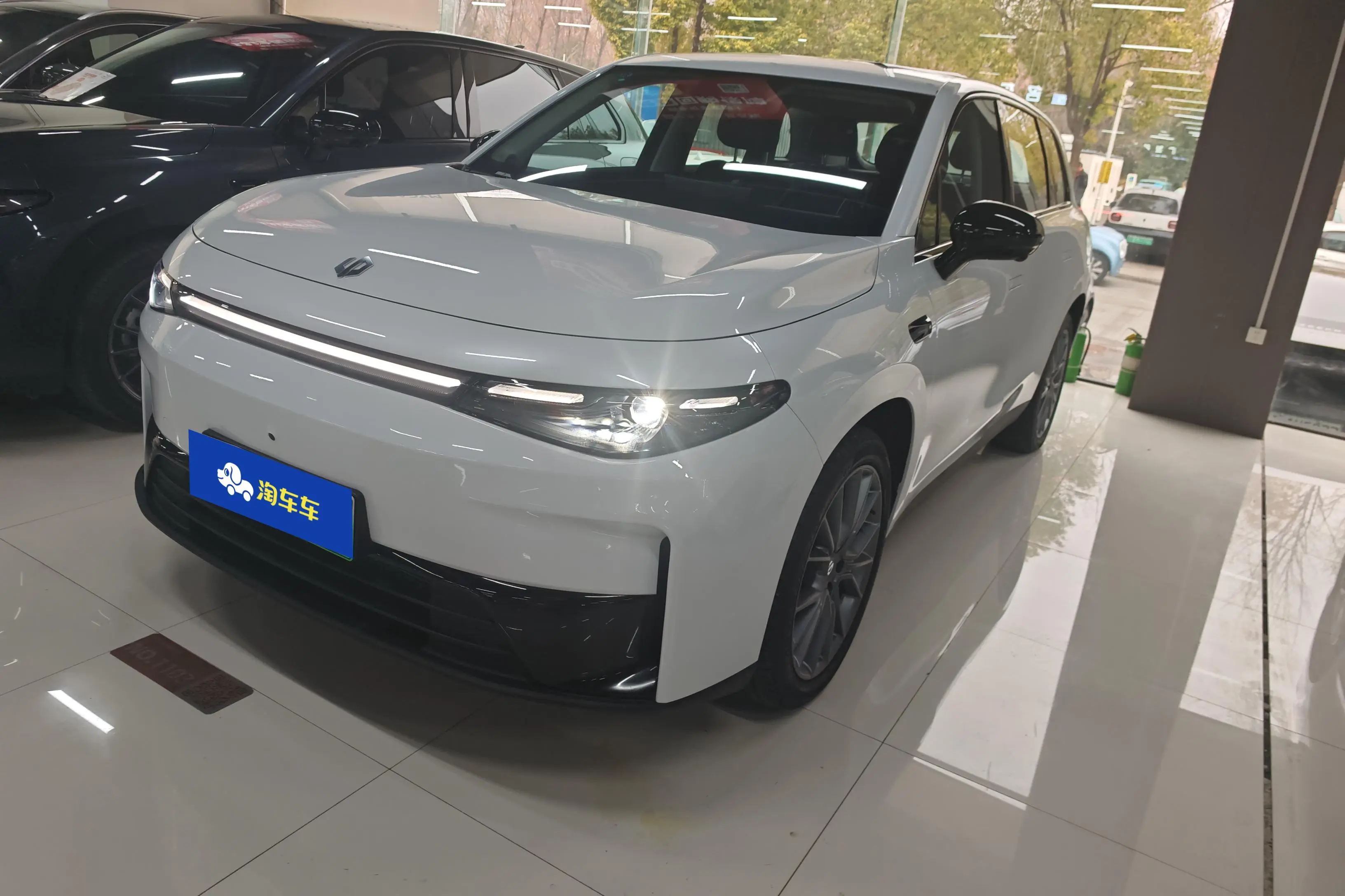 Leapmotor Zero running C10  из Китая