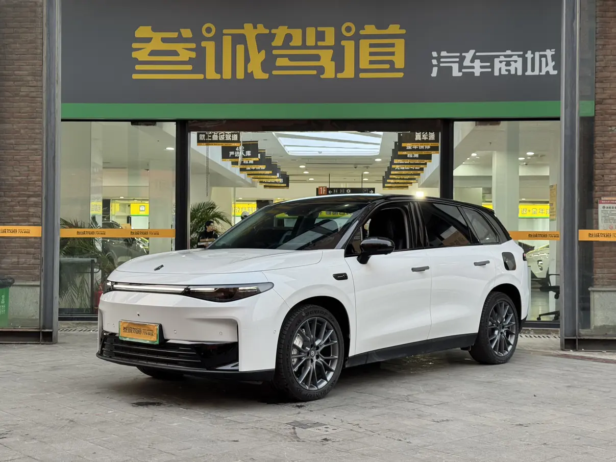 Leapmotor Zero running C10  из Китая