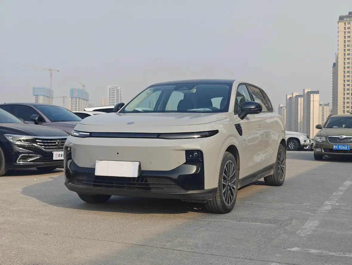 Leapmotor B10  из Китая