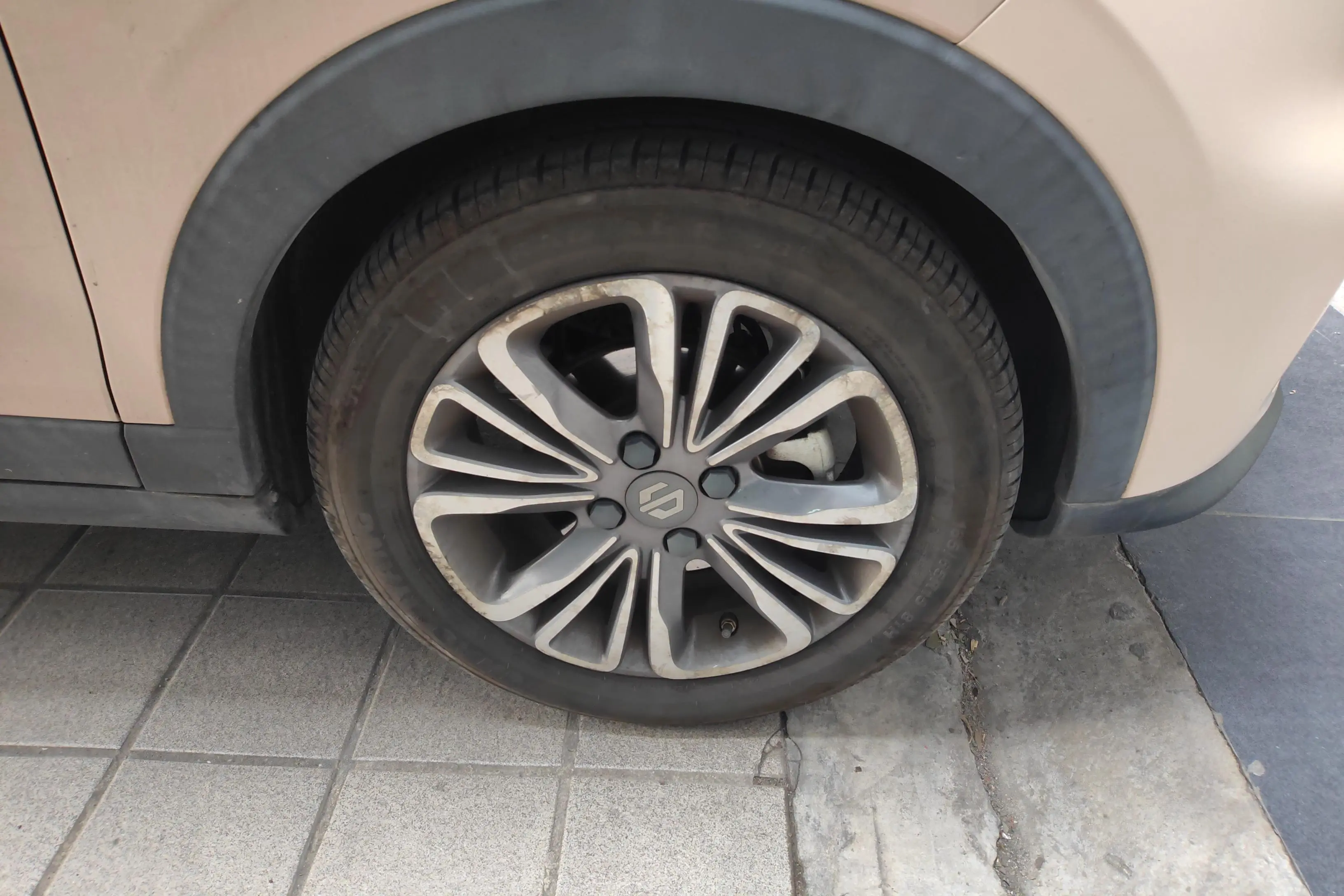 Leapmotor Zero running T03  из Китая