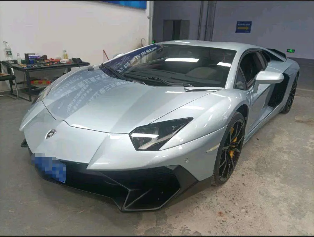 Lamborghini Aventador  из Китая